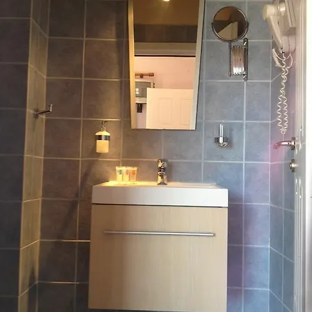 Cengo Guest house